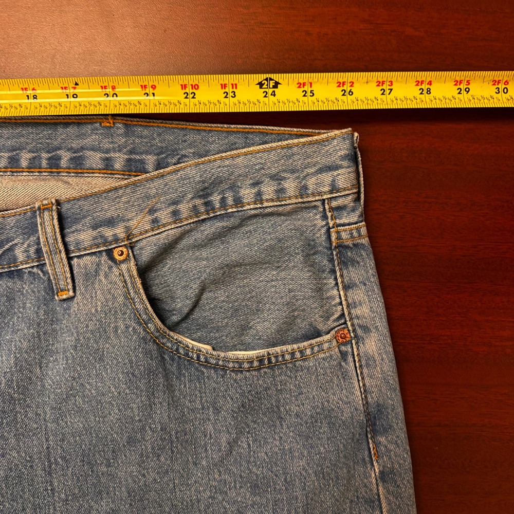 Levis 501 Originals Jeans Mens Size‎ 54x28 Button Fly Light Wash Straight NWT - Picture 5 of 7